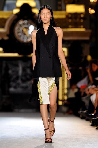 Illustration for article titled Stella McCartney's Collection Is Straight-Up Beautiful